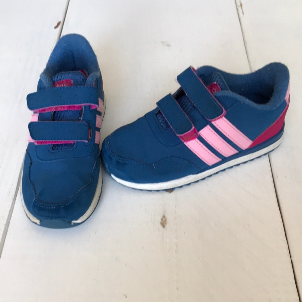 Adidas toddler girl size 10